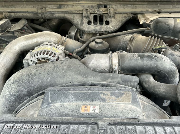 image for item NQ9849 2005 Ford F450 Super Duty XL  bucket truck