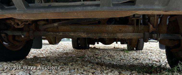 image for item NQ9850 2005 Ford F450 Super Duty XL  bucket truck