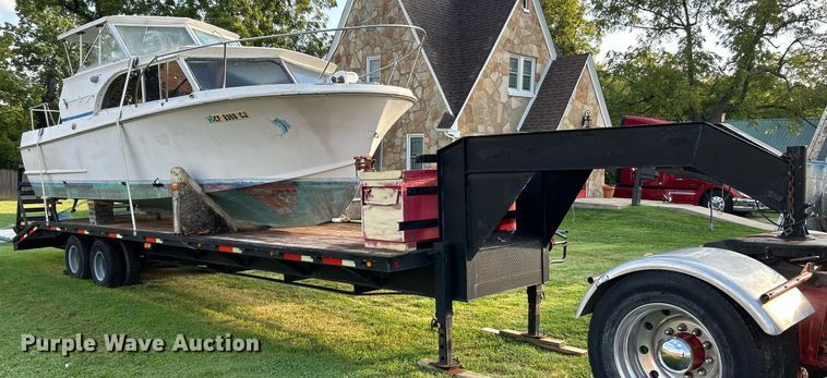 image for item NQ9870 1966 California  boat