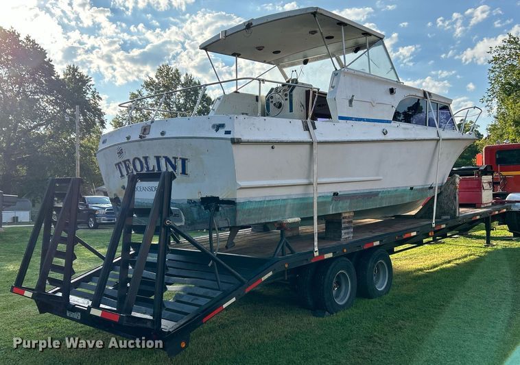 image for item NQ9870 1966 California  boat