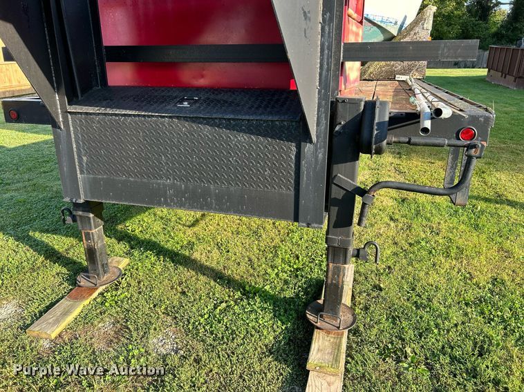 image for item NQ9870 1966 California  boat