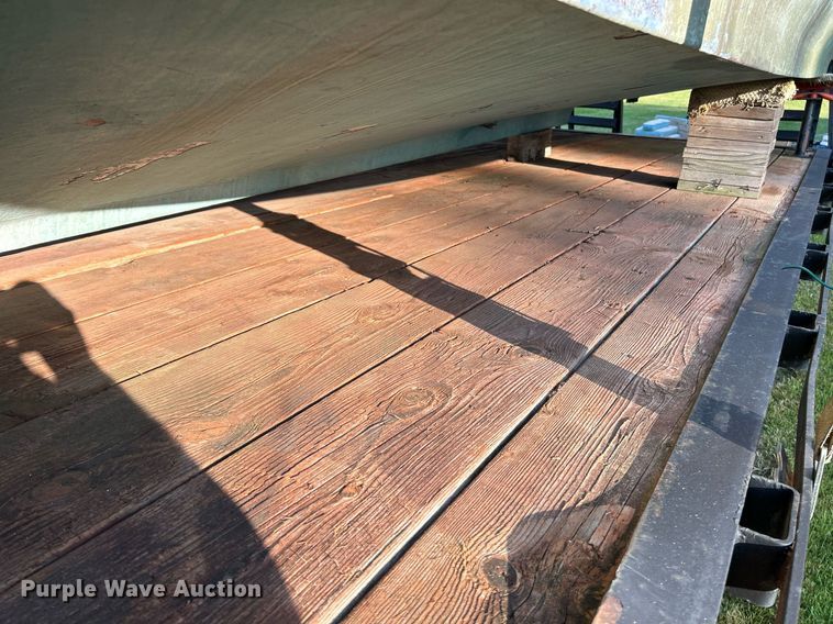 image for item NQ9870 1966 California  boat