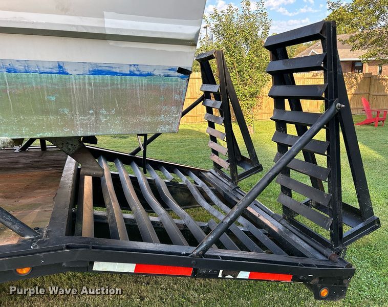 image for item NQ9870 1966 California  boat