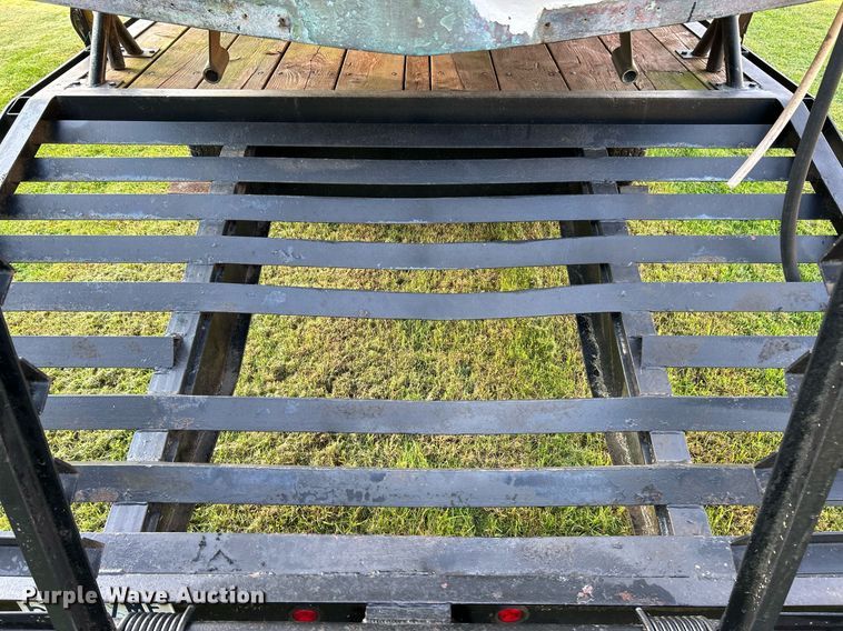 image for item NQ9870 1966 California  boat