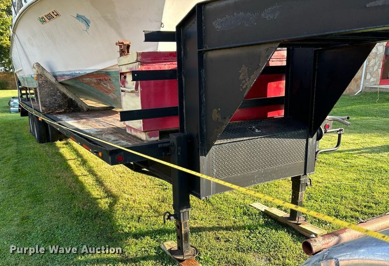 image for item NQ9870 1966 California  boat