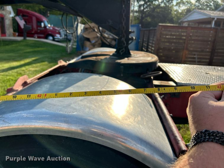 image for item NQ9870 1966 California  boat