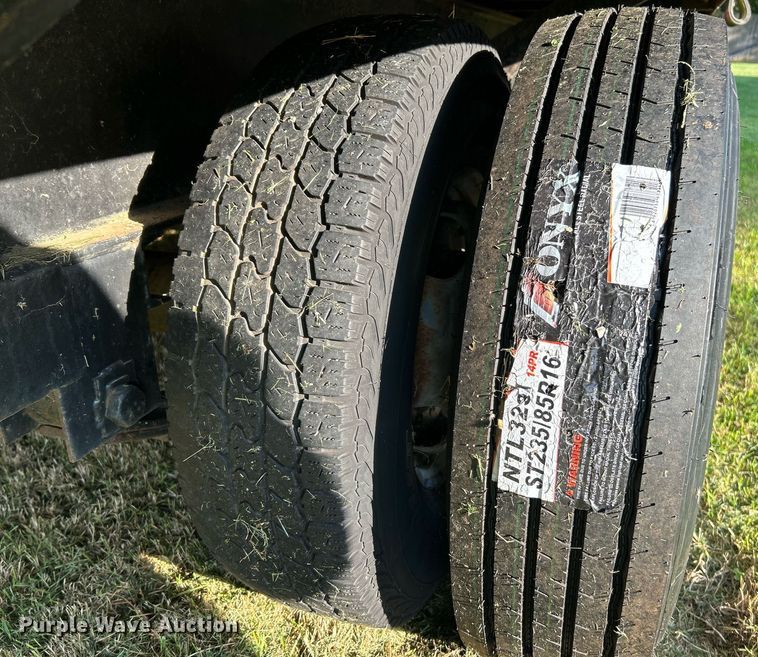 image for item NQ9870 1966 California  boat