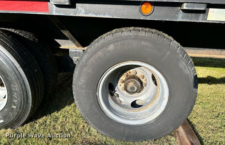 image for item NQ9870 1966 California  boat