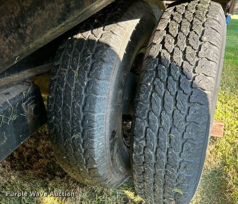 image for item NQ9870 1966 California  boat