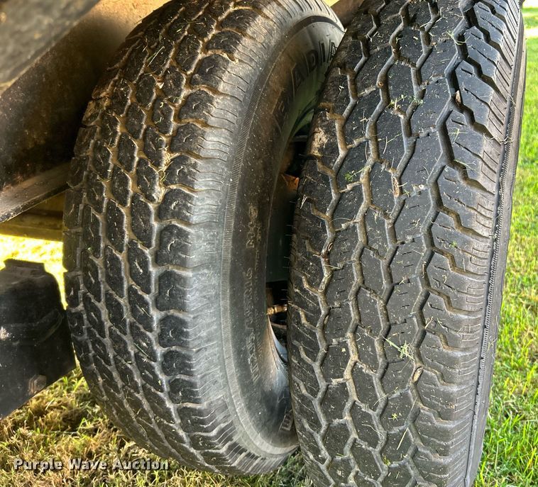 image for item NQ9870 1966 California  boat