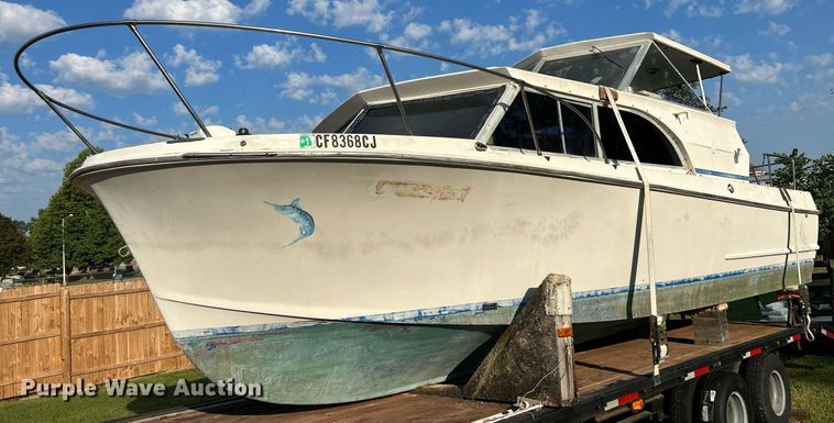 image for item NQ9870 1966 California  boat