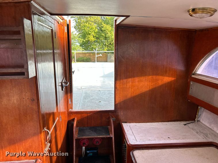 image for item NQ9870 1966 California  boat