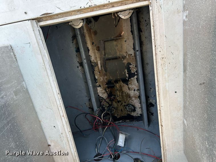 image for item NQ9870 1966 California  boat