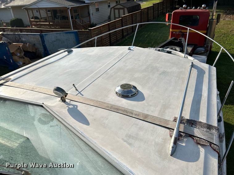 image for item NQ9870 1966 California  boat