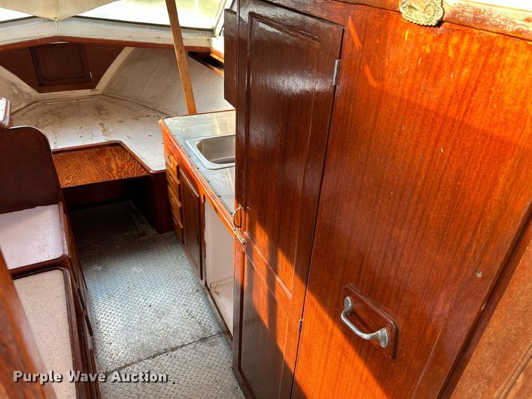 image for item NQ9870 1966 California  boat