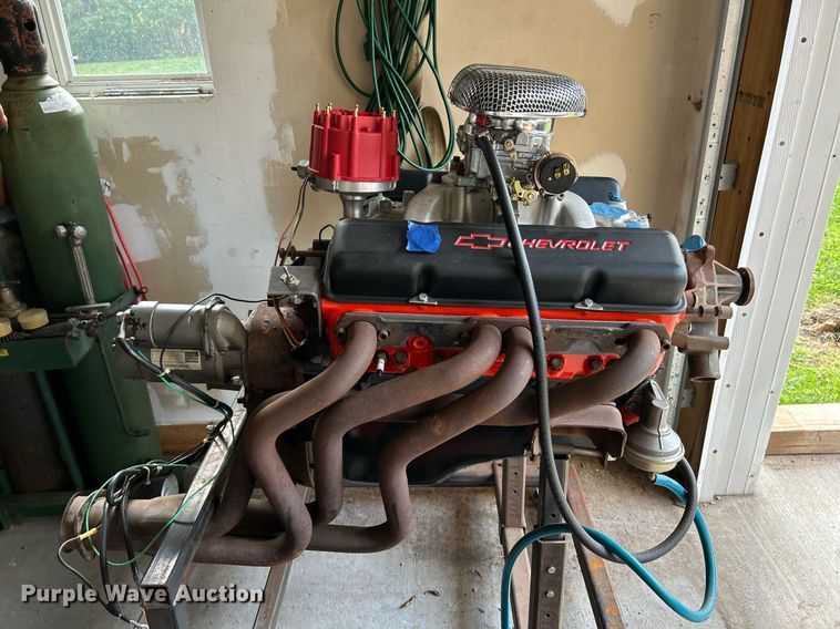 image for item NQ9870 1966 California  boat