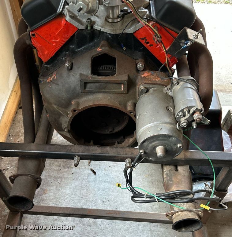 image for item NQ9870 1966 California  boat