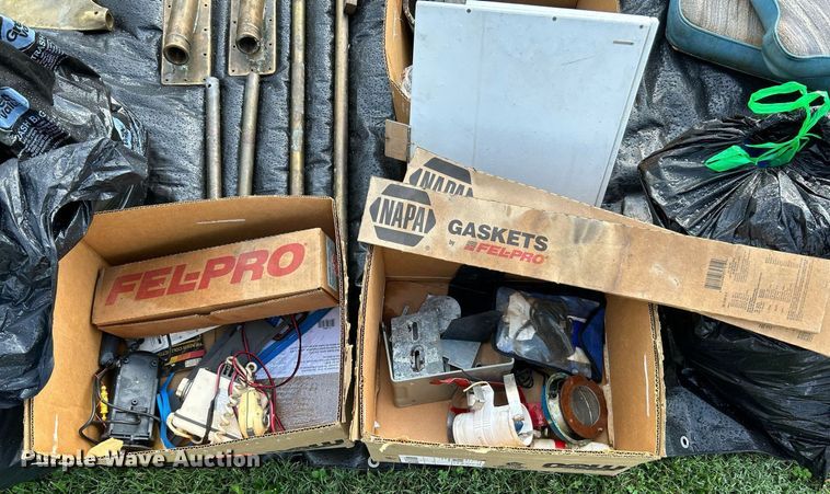 image for item NQ9870 1966 California  boat