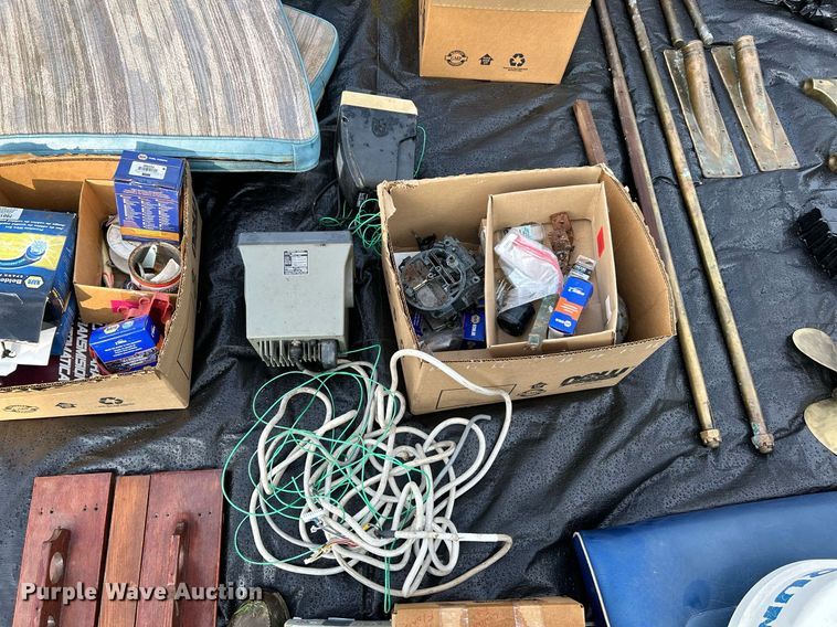 image for item NQ9870 1966 California  boat