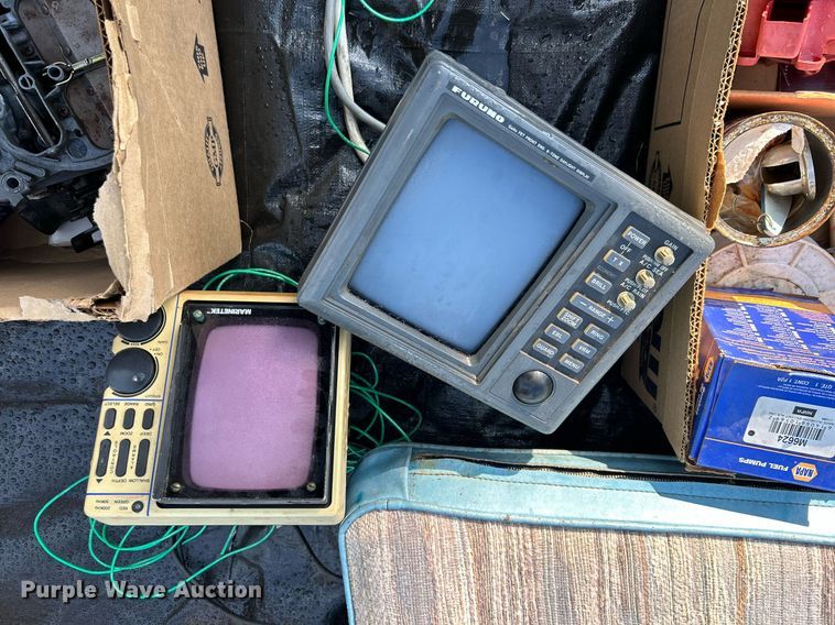 image for item NQ9870 1966 California  boat