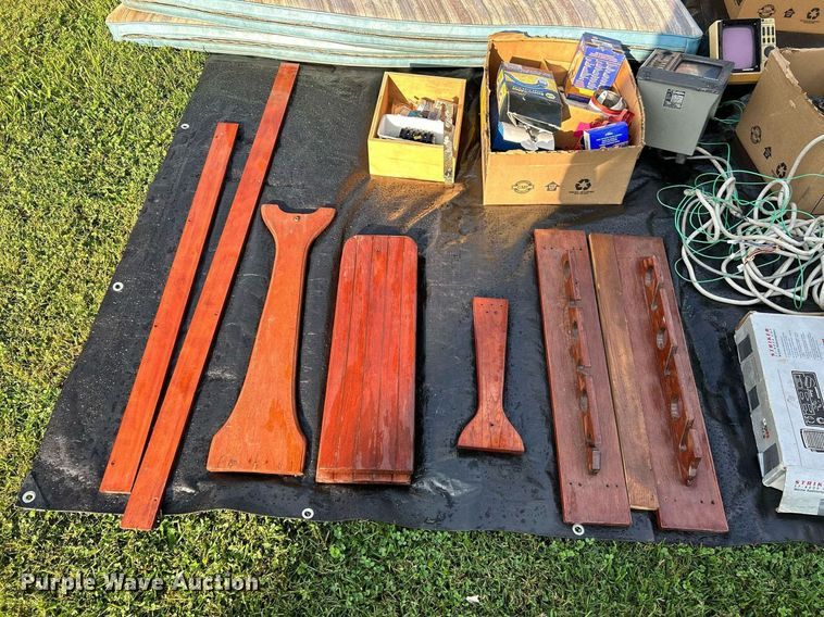 image for item NQ9870 1966 California  boat