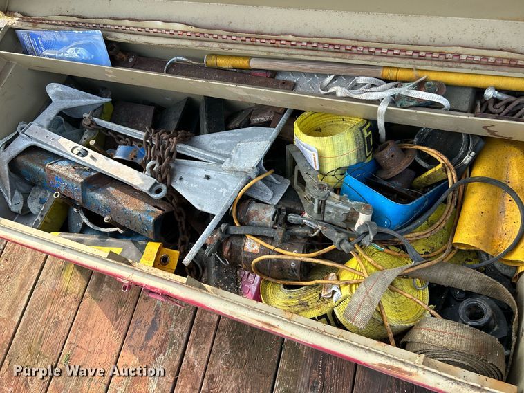 image for item NQ9870 1966 California  boat