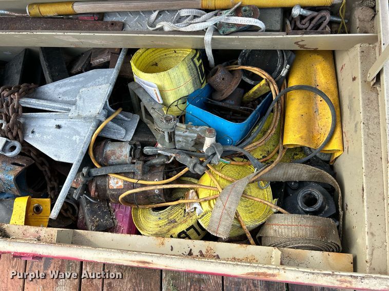 image for item NQ9870 1966 California  boat