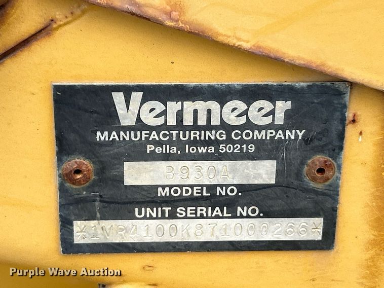image for item NQ9893 2007 Vermeer B903A  backhoe attachment