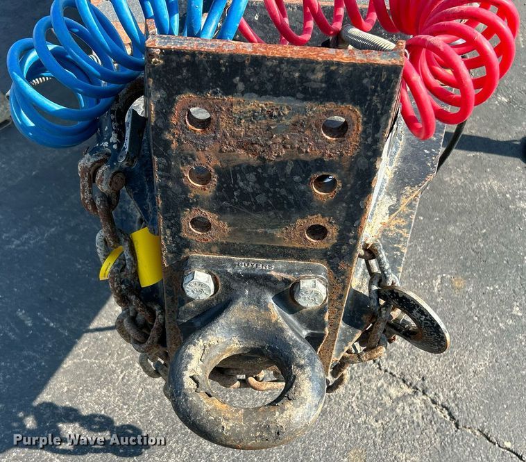 image for item NQ9897 2015 Belshe FB30  equipment trailer