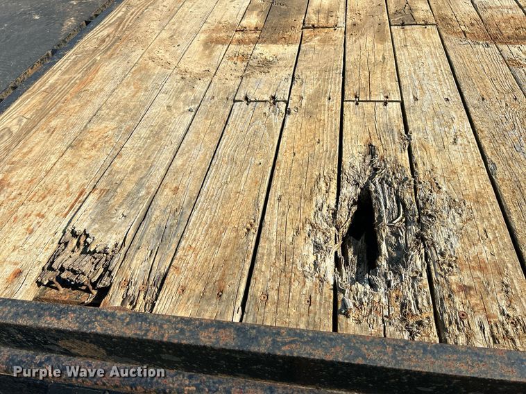 image for item NQ9897 2015 Belshe FB30  equipment trailer