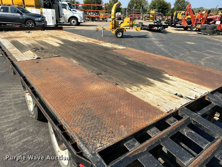 image for item NQ9897 2015 Belshe FB30  equipment trailer