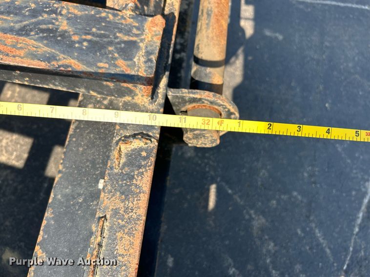 image for item NQ9897 2015 Belshe FB30  equipment trailer