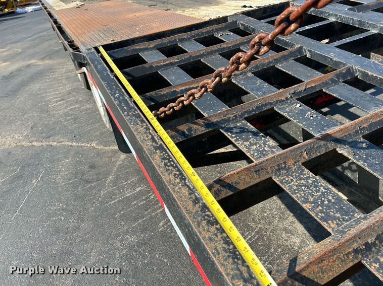 image for item NQ9897 2015 Belshe FB30  equipment trailer