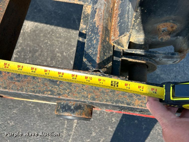 image for item NQ9897 2015 Belshe FB30  equipment trailer