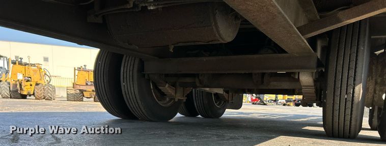 image for item NQ9897 2015 Belshe FB30  equipment trailer