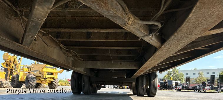 image for item NQ9897 2015 Belshe FB30  equipment trailer