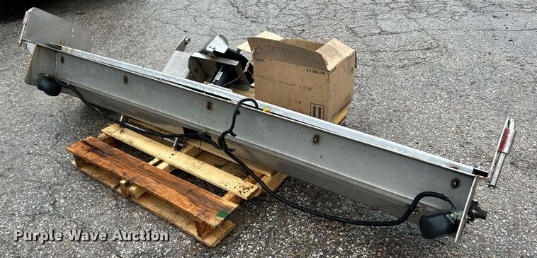 image for item NQ9904 Buyers Salt Dogg  spreader