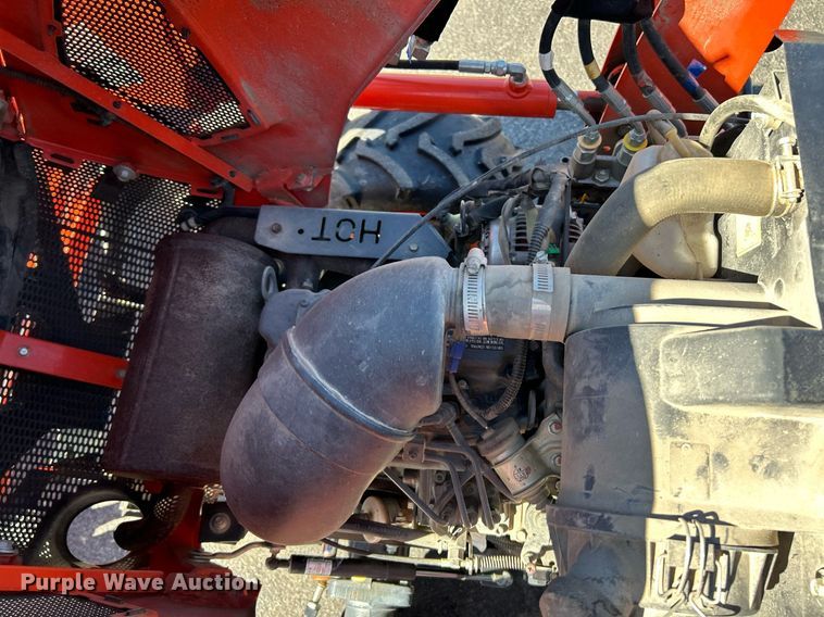 image for item NQ9906 2017 Kubota BX23S  MFWD tractor