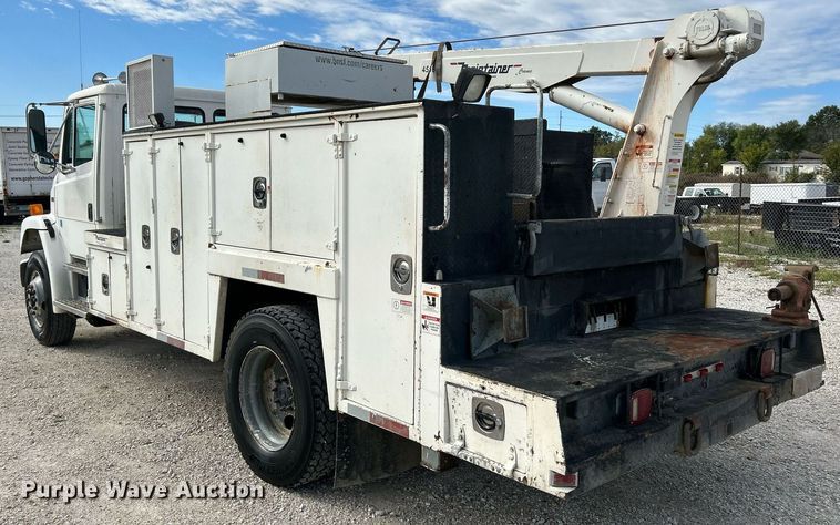 image for item NQ9907 1999 Freightliner FL60  utility / service truck