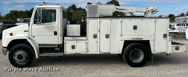 image for item NQ9907 1999 Freightliner FL60  utility / service truck