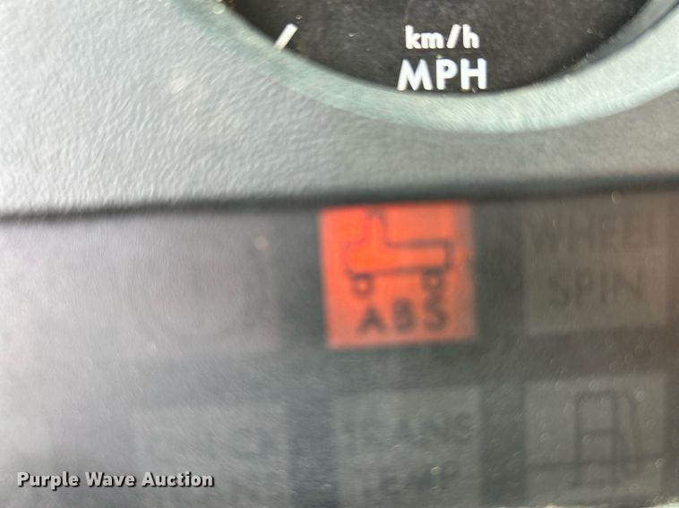 image for item NQ9907 1999 Freightliner FL60  utility / service truck