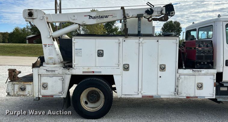 image for item NQ9907 1999 Freightliner FL60  utility / service truck