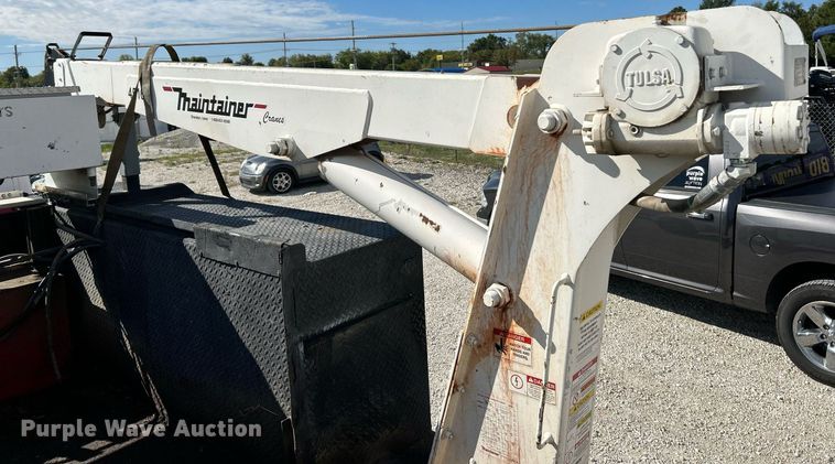 image for item NQ9907 1999 Freightliner FL60  utility / service truck