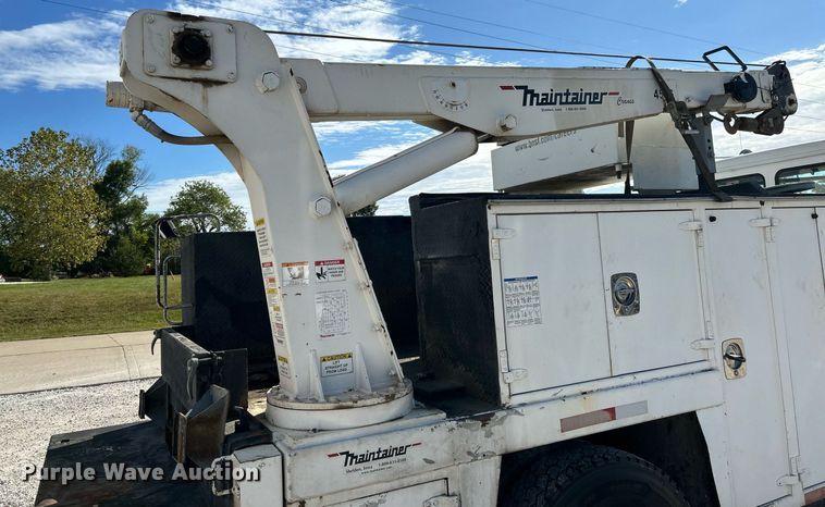 image for item NQ9907 1999 Freightliner FL60  utility / service truck