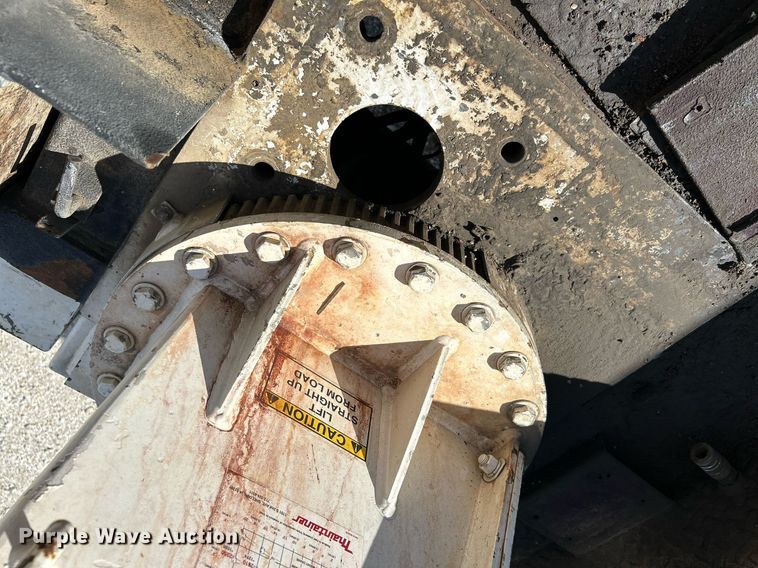 image for item NQ9907 1999 Freightliner FL60  utility / service truck