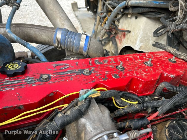 image for item NQ9907 1999 Freightliner FL60  utility / service truck