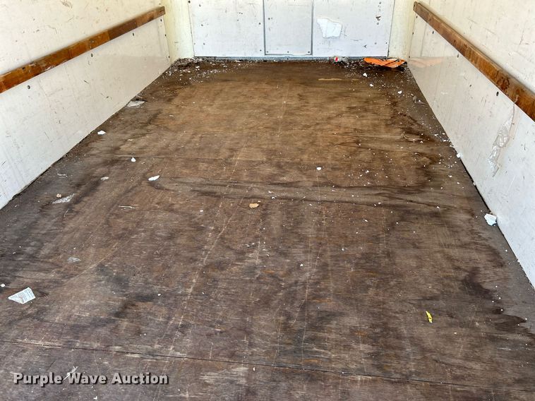 image for item NQ9908 1998 GMC 3500  box truck