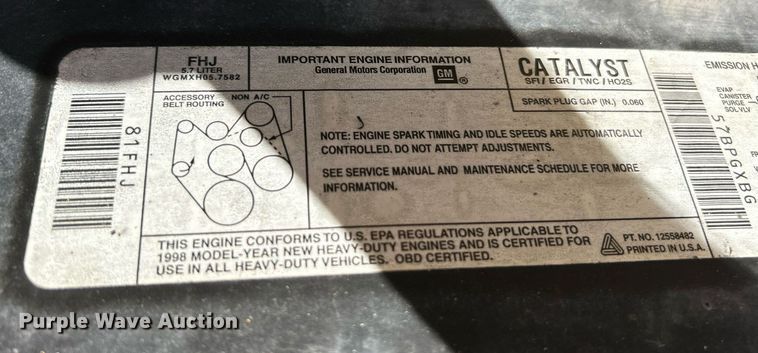 image for item NQ9908 1998 GMC 3500  box truck