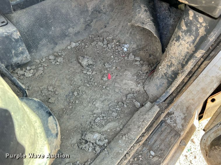 image for item NQ9921 2004 Ford Ranger  SuperCab pickup truck