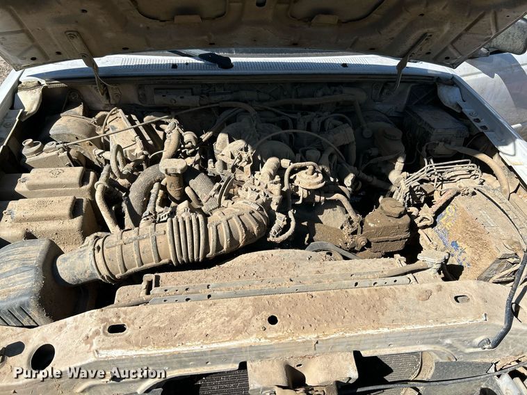 image for item NQ9921 2004 Ford Ranger  SuperCab pickup truck